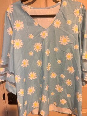Daisy Blue Top
